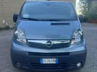 Usata Opel Vivaro 118 CV (86 kW) 2011 Grigio Monovolume