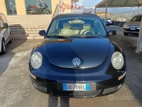 Usata VW New Beetle 105 CV (77 kW) 2006 Nero Utilitaria