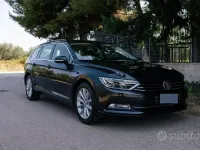Usata VW Passat Business 120 CV (88 kW) 2018 Grigio Station wagon