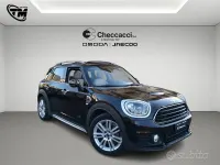 Käytetty Mini Countryman Hype 150 HP (110 kW) 2017 Musta Katumaasturi