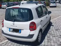 Usata Renault Modus 75 CV (55 kW) 2010 Bianco Monovolume