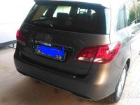Usata Mercedes B180 Business 109 CV (80 kW) 2017 Grigio Utilitaria