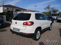 Gebraucht VW Tiguan Sportline 140 PS (102 kW) 2011 Weiß SUV