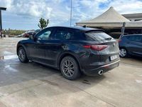 Usata Alfa Romeo Stelvio Business 179 CV (131 kW) 2017 Nero SUV