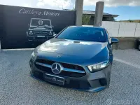 Usata Mercedes A180 116 CV (85 kW) 2018 Grigio Berlina