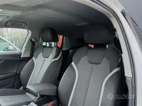 Usata Audi Q2 S-Line 116 CV (85 kW) 2022 Bianco SUV
