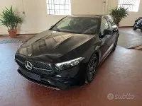 Usata Mercedes A180 AMG Line Premium 116 CV (85 kW) 2024 Nero Berlina