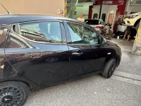 Usata Lancia Ypsilon 70 CV (51 kW) 2014 Nero Utilitaria