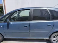 Usata Opel Meriva 101 CV (74 kW) 2008 Bluazzurro Monovolume