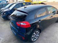 Usata Kia Rio 90 CV (66 kW) 2016 Nero Utilitaria