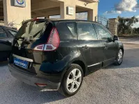 Usata Renault Scénic 149 CV (109 kW) 2011 Nero Monovolume