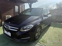 Usata Mercedes B180 109 CV (80 kW) 2017 Nero Utilitaria