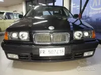 Usata BMW 1600 90 CV (66 kW) 1994 Nero Berlina