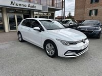 Usata VW Golf VIII Life 131 CV (96 kW) 2022 Bianco Berlina
