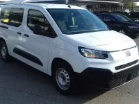 Usata Fiat Doblò 101 CV (74 kW) 2024 Bianco Monovolume