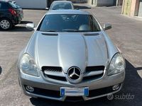 Usata Mercedes SLK200 184 CV (135 kW) 2009 Grigio Cabrio