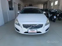 Usata Volvo V60 Summum 115 CV (84 kW) 2013 Bianco Station wagon