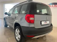 Usata Skoda Yeti Active 105 CV (77 kW) 2012 Grigio SUV