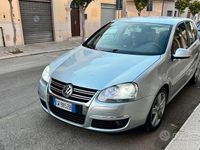 Usata VW Golf V 2004 Grigio Utilitaria
