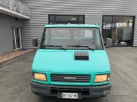 Usata Iveco Daily 103 CV (75 kW) 1997 Bluazzurro
