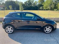 Usata Alfa Romeo MiTo Distinctive 105 CV (77 kW) 2010 Nero Utilitaria