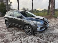 Usata Ford Kuga ST-Line 120 CV (88 kW) 2019 Grigio SUV