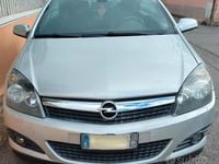 Usata Opel Astra Cabriolet 150 CV (110 kW) 2007 Grigio Cabrio