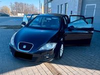Usata Seat Leon Style 105 CV (77 kW) 2010 Nero Utilitaria
