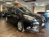 Usata Renault Scénic III XMOD 110 CV (80 kW) 2014 Nero Monovolume