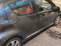 Usata Toyota Aygo 67 CV (49 kW) 2007 Grigio Utilitaria