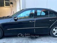 Usata Mercedes E200 204 CV (150 kW) 2003 Nero Berlina
