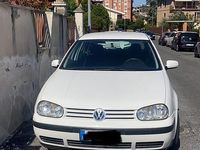 Usata VW Golf IV 105 CV (77 kW) 2001 Bianco Utilitaria