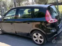 Usata Renault Scenic E-Tech 110 CV (80 kW) 2011 Nero Monovolume