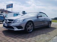 Usata Mercedes E220 170 CV (125 kW) 2014 Blu Cabrio