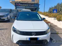 Usata Opel Corsa Edition 101 CV (74 kW) 2023 Bianco Utilitaria