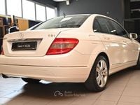 Usata Mercedes C200 136 CV (100 kW) 2011 Bianco Berlina
