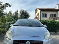 Usata Fiat Grande Punto Dynamic 77 CV (56 kW) 2005 Utilitaria