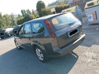 Usata Ford Focus 90 CV (66 kW) 2006 Grigio Station wagon