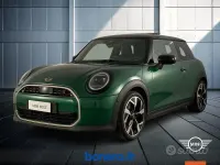 Usata Mini Cooper Favoured 204 CV (150 kW) 2024 Verde Utilitaria