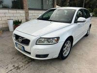 Usata Volvo V50 116 CV (85 kW) 2010 Bianco Station wagon