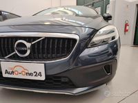 Usata Volvo V40 CC Plus 152 CV (111 kW) 2019 Blu mezzanotte metallizzato Station wagon