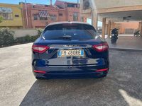 Usata Maserati Levante 275 CV (202 kW) 2016 Blu/azzurro SUV