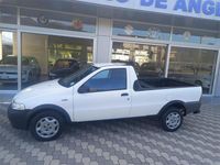 Usata Fiat Strada 80 CV (58 kW) 2005 Bianco Pick-up
