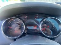 Usata Peugeot 5008 120 CV (88 kW) 2010 Nero Monovolume