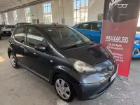 Usata Toyota Aygo Sol 68 CV (50 kW) 2007 Grigio Utilitaria