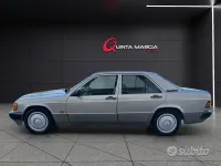 Usata Mercedes 190 122 CV (89 kW) 1990 Marrone Berlina