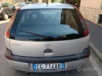Usata Opel Corsa 75 CV (55 kW) 2004 Utilitaria
