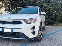 Usata Kia Stonic 110 CV (80 kW) 2018 Bianco SUV