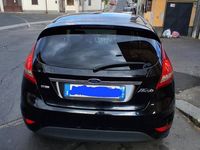 Usata Ford Fiesta Titanium 92 CV (67 kW) 2009 Nero Utilitaria