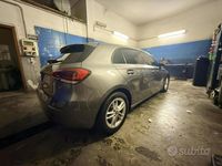 Usata Mercedes A180 136 CV (100 kW) 2019 Grigio Berlina